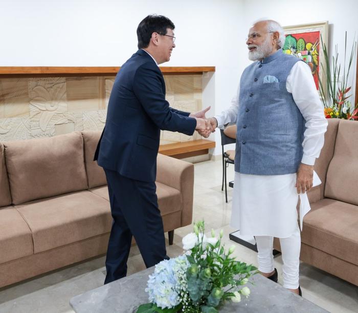 去年7月，刘扬伟与莫迪会面 图自印度总理办公室推特