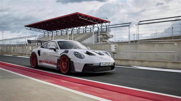 保时捷 911 GT3 RS，毫不妥协的赛道基因 | 图片来源：保时捷